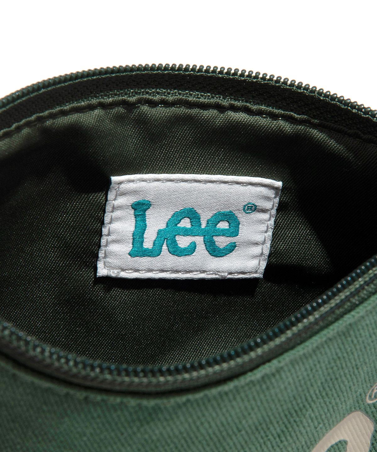 리(LEE) 서울 빅 트위치 로고 파우치 그린