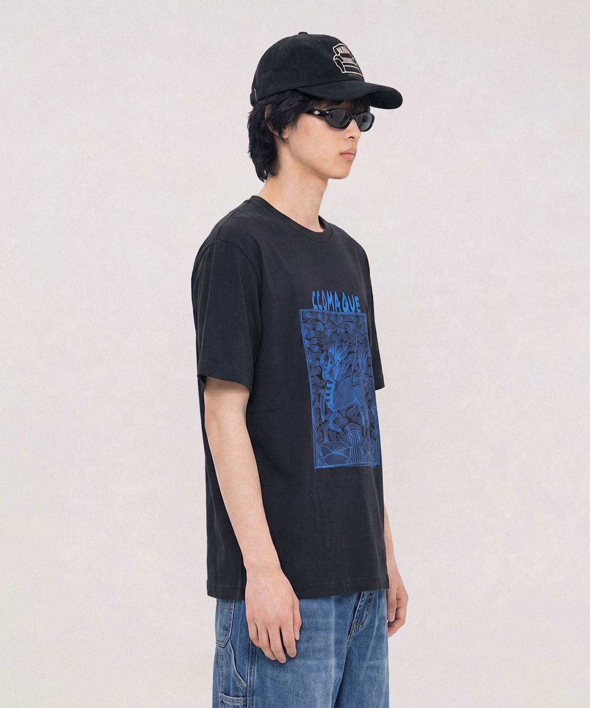 꼬마크(CCOMAQUE) 기린흉배 라운드 티셔츠 RQ23T553
