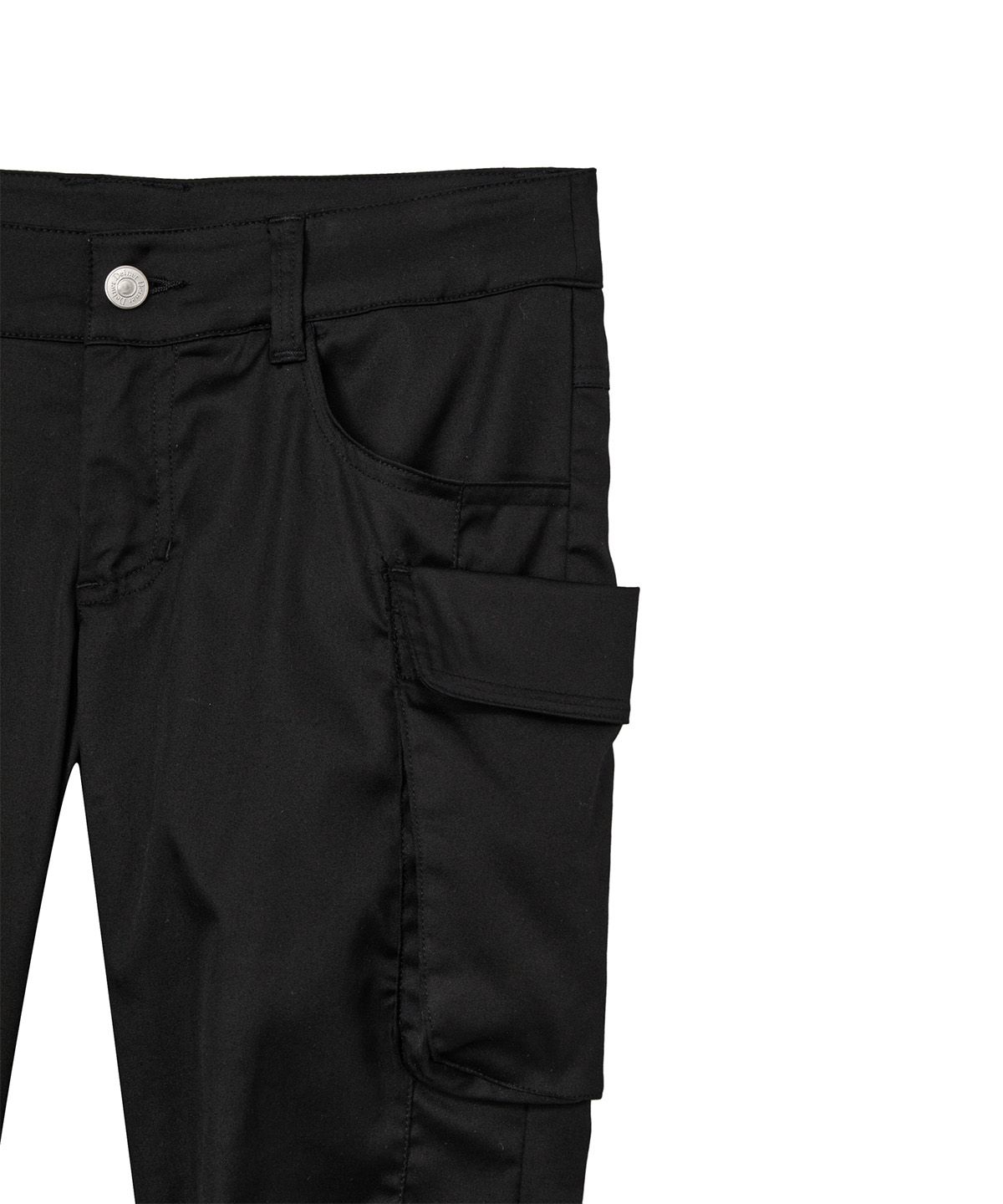 다이닛(DEINET) CARGO CAPRI PANTS IN BLACK
