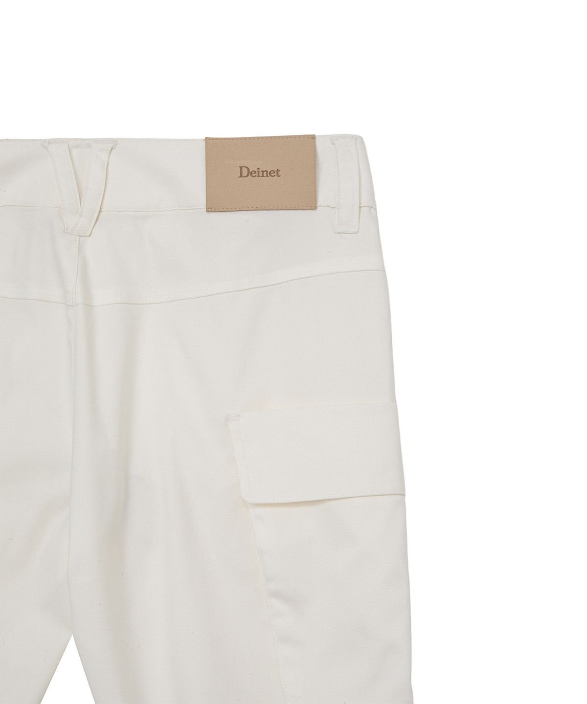 다이닛(DEINET) CARGO CAPRI PANTS IN WHITE