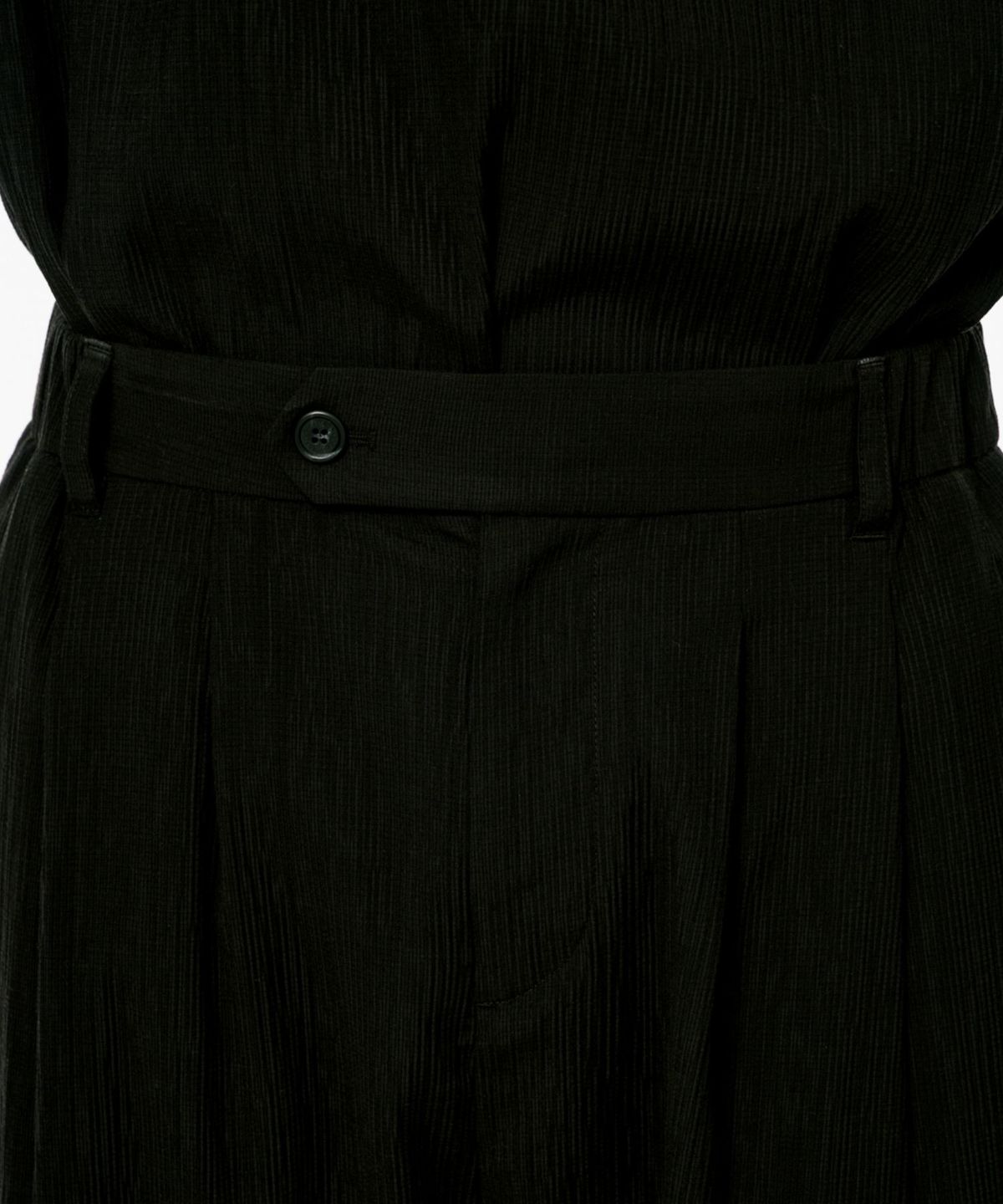 코드모프(CODEMORPH) 벌룬 핏 플리츠 린넨 팬츠 블랙