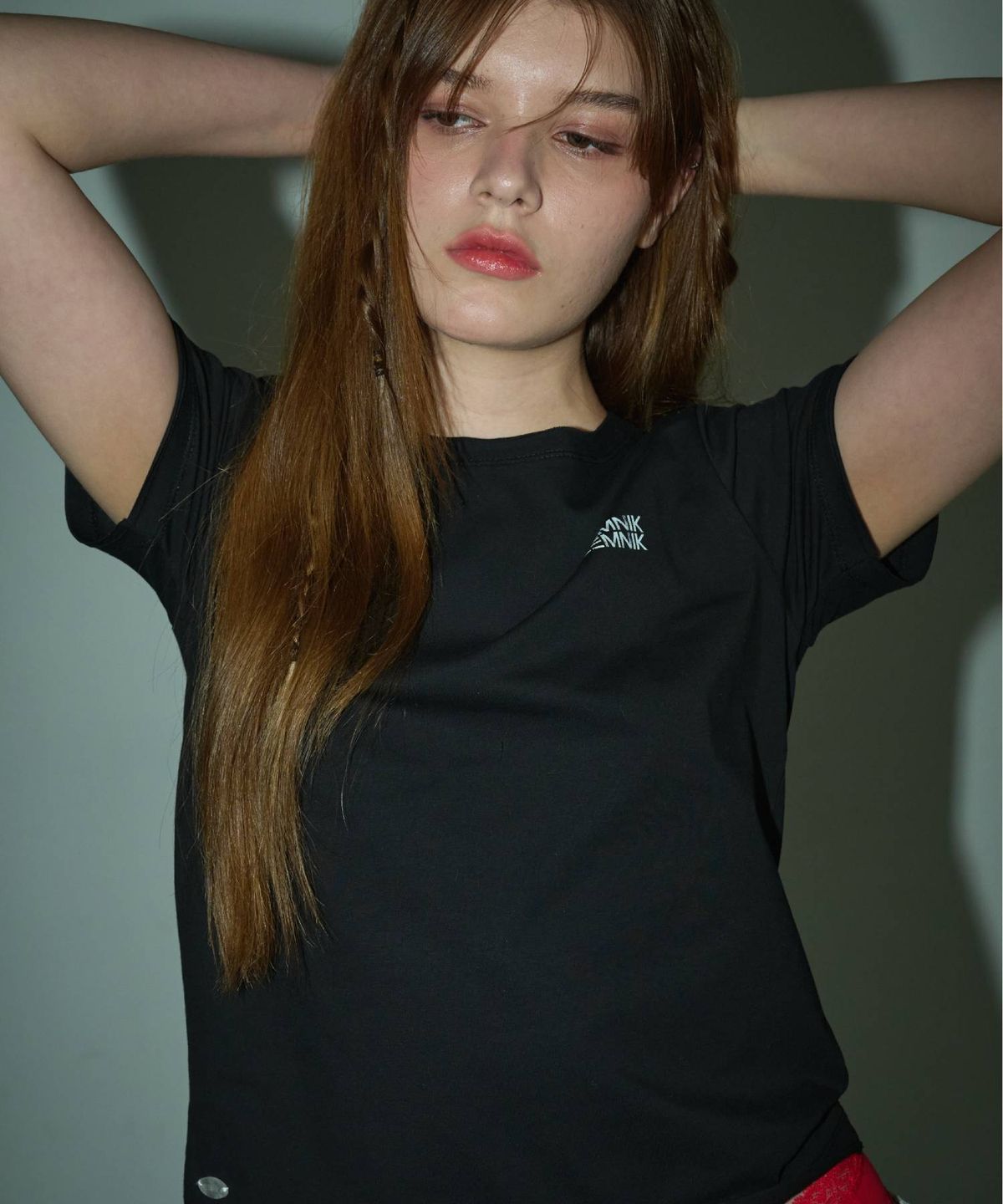 림닉(REEMNIK) MUTE BLANK SHORT-SLEEVED T-SHIRT [BLACK]