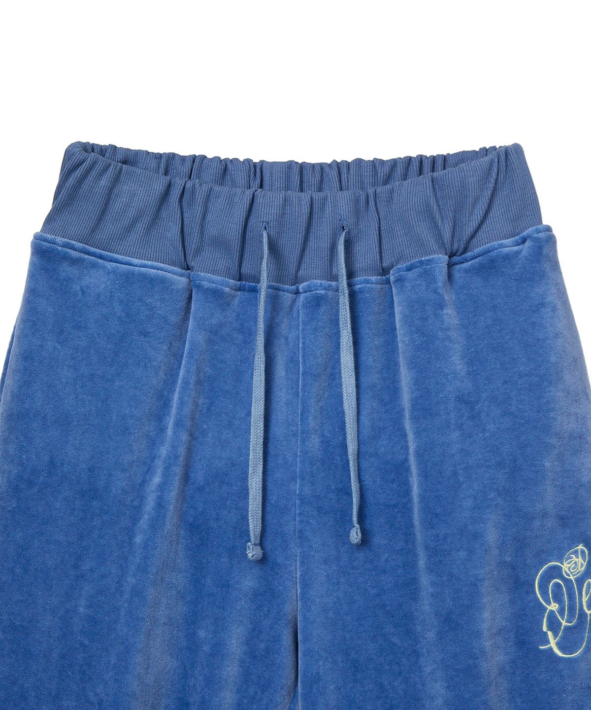 다이닛(DEINET) ROSE TYPO CAPRI JOGGER PANTS IN BLUE