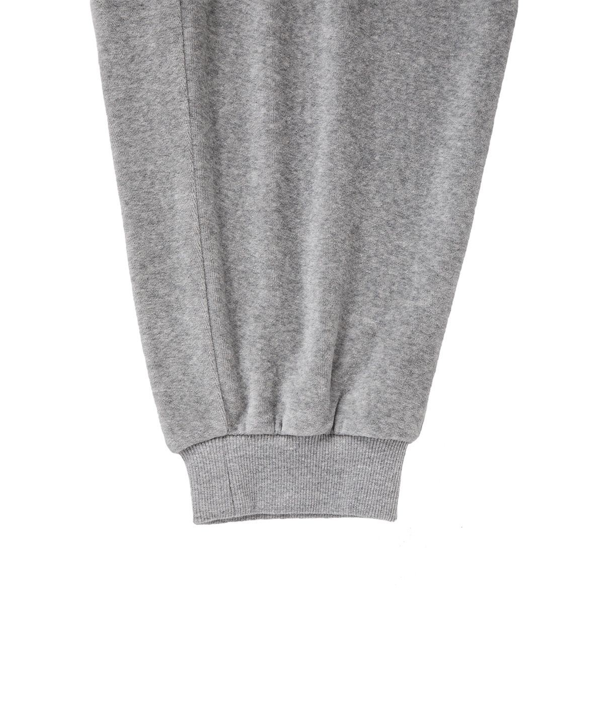 다이닛(DEINET) ROSE TYPO CAPRI JOGGER PANTS IN MELANGE GREY