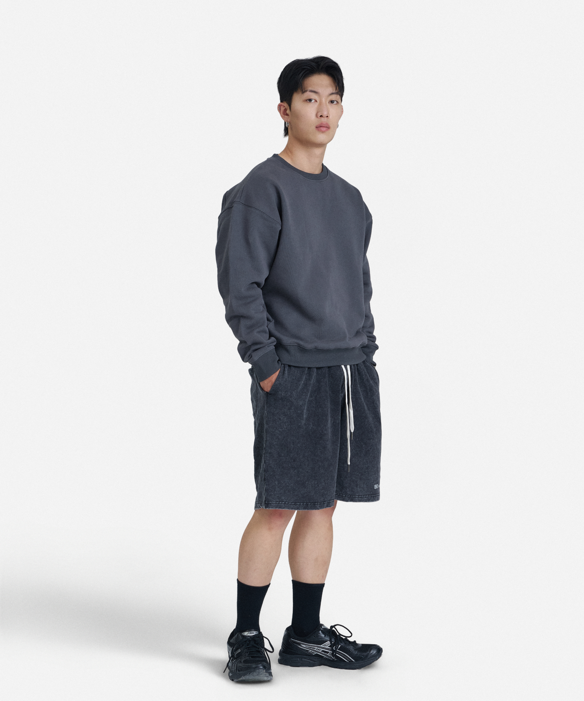 버클다운(BUCKLE DOWN) 클래식 BD_LOGO 피그먼트 워시드 쇼츠 (BLACK)