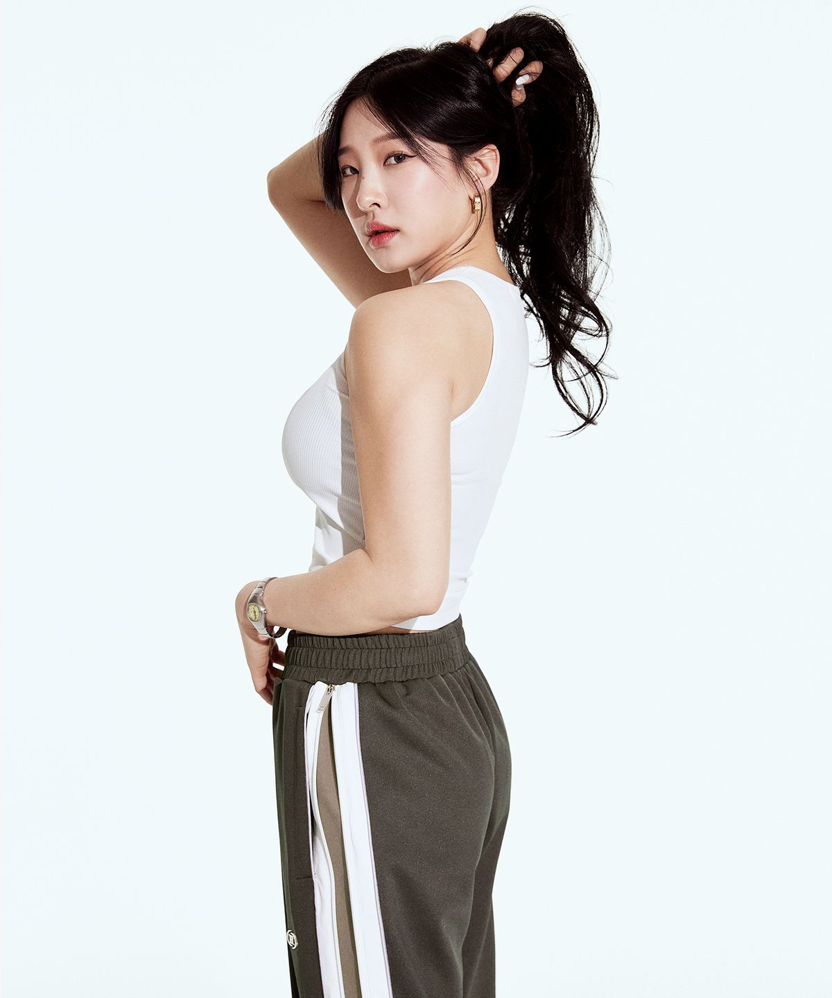 본투윈(BORN TO WIN) CUT-OUT TANK TOP [IVORY]