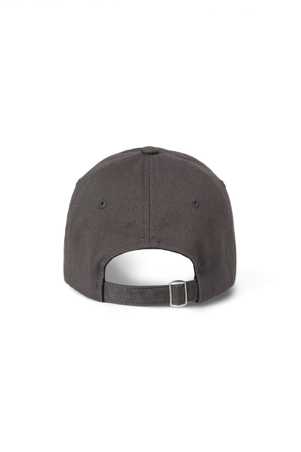 다이닛(DEINET) ESSENTIAL D LOGO BALL CAP IN CHARCOAL