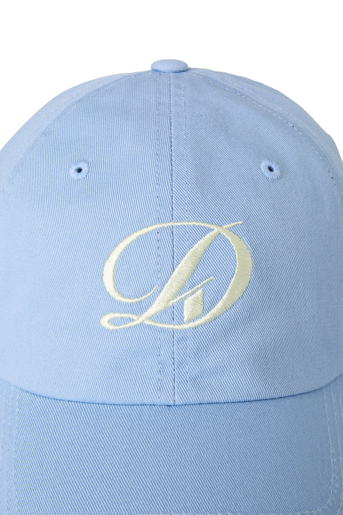 다이닛(DEINET) ESSENTIAL D LOGO BALL CAP IN SKY BLUE