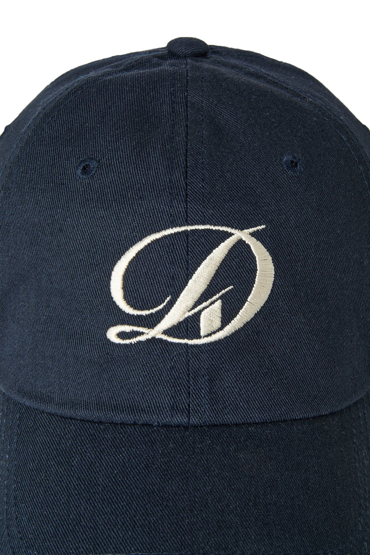 다이닛(DEINET) ESSENTIAL D LOGO BALL CAP IN NAVY