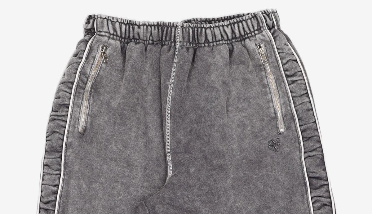 김미더영(GIMMETHEYOUNG) G_SIDE SHIRRING SWEATPANTS_23FW / BLACK ONE