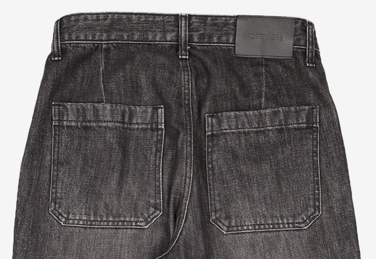 포트너스(FOTTNERS) Two Tuck Straight Black Jeans S