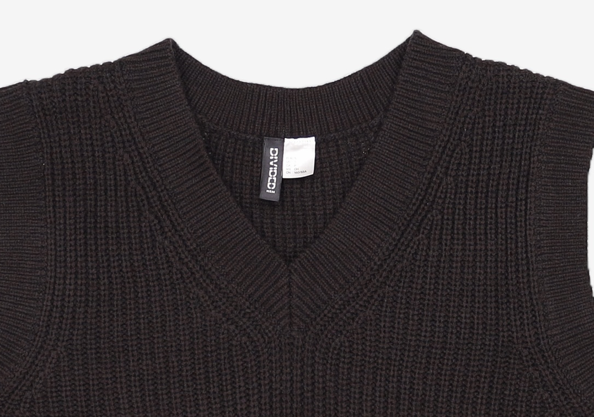 디바이디드에이치앤엠(DIVIDED H&M) 베스트 S