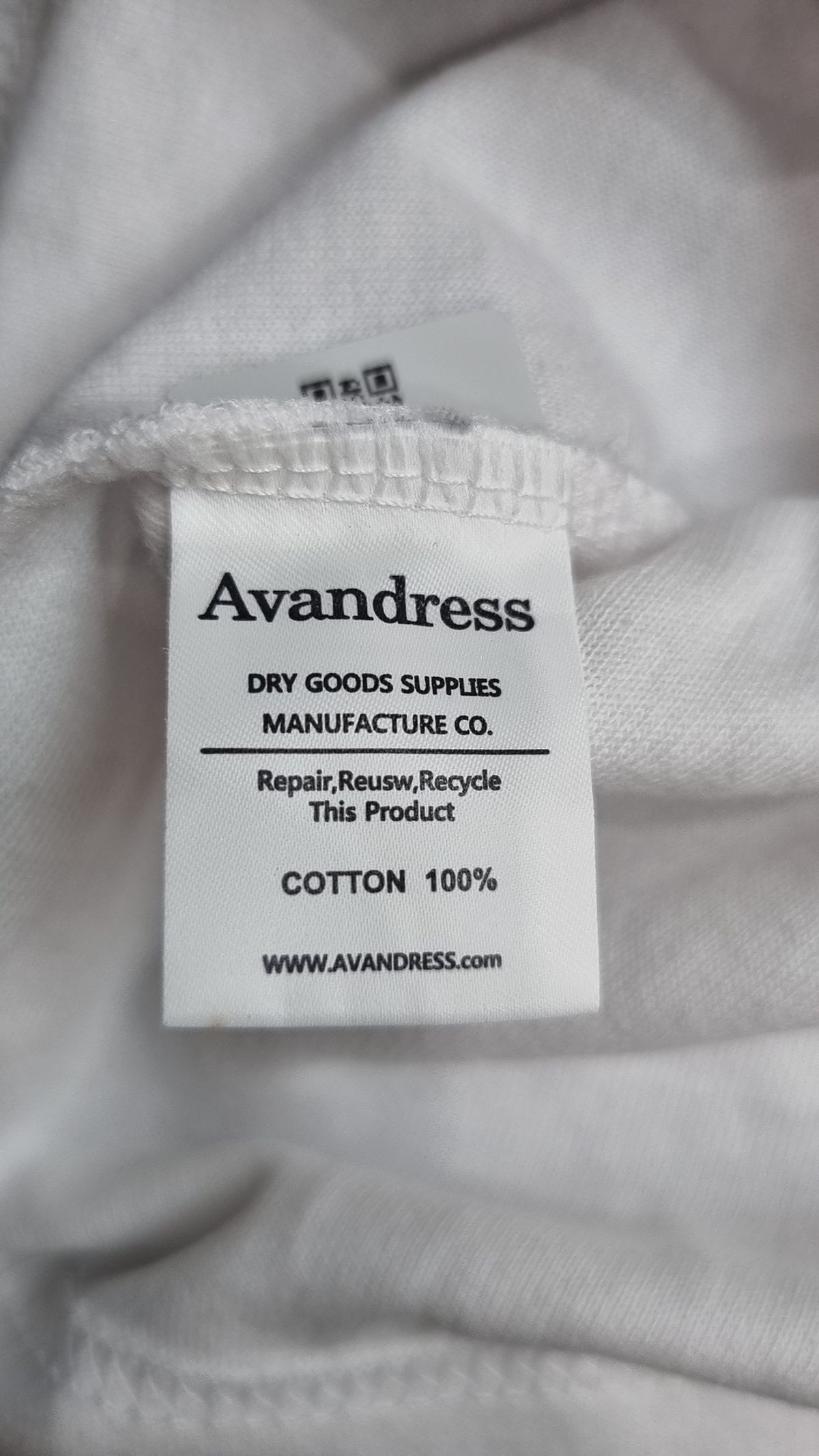 어반드레스(AVANDRESS) 반소매 티셔츠