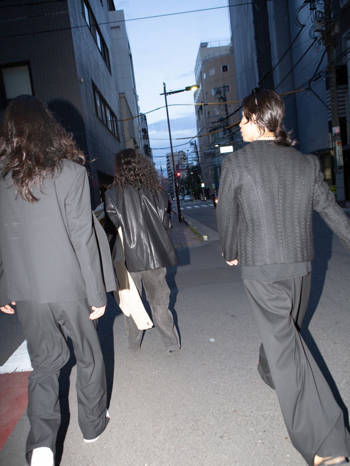 고저(GOZER) 데콜테(Décolleté) TWEED JACKET_BLACK