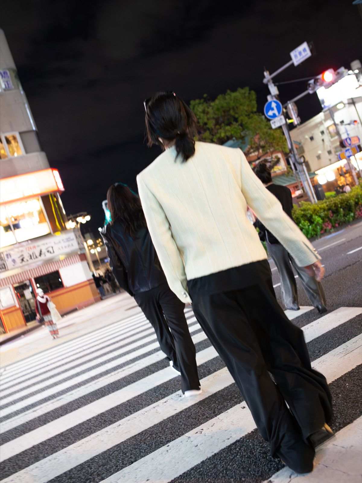 고저(GOZER) 데콜테(Décolleté) TWEED JACKET_LIGHT BEIGE