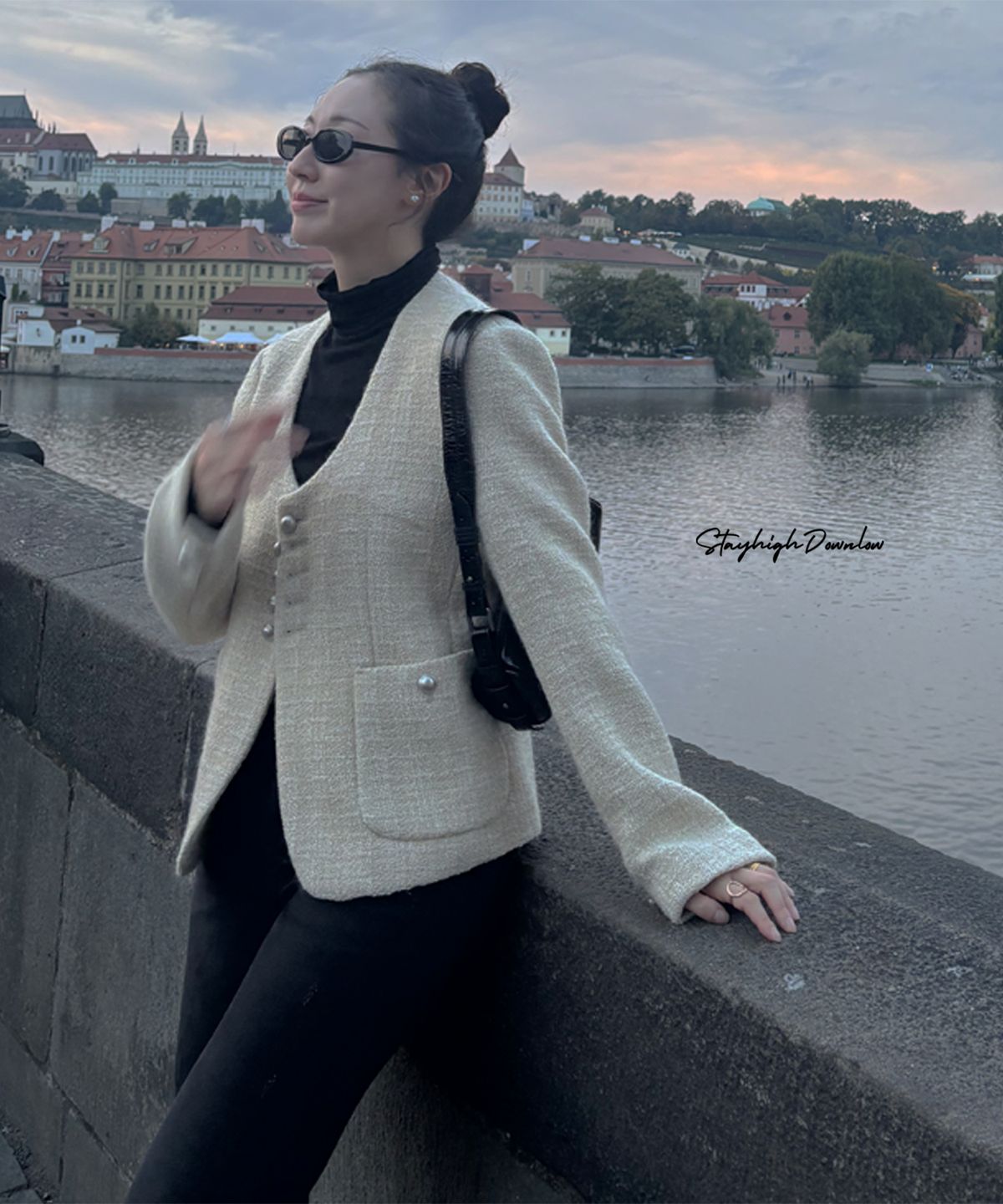 고저(GOZER) 데콜테(Décolleté) TWEED JACKET_LIGHT BEIGE
