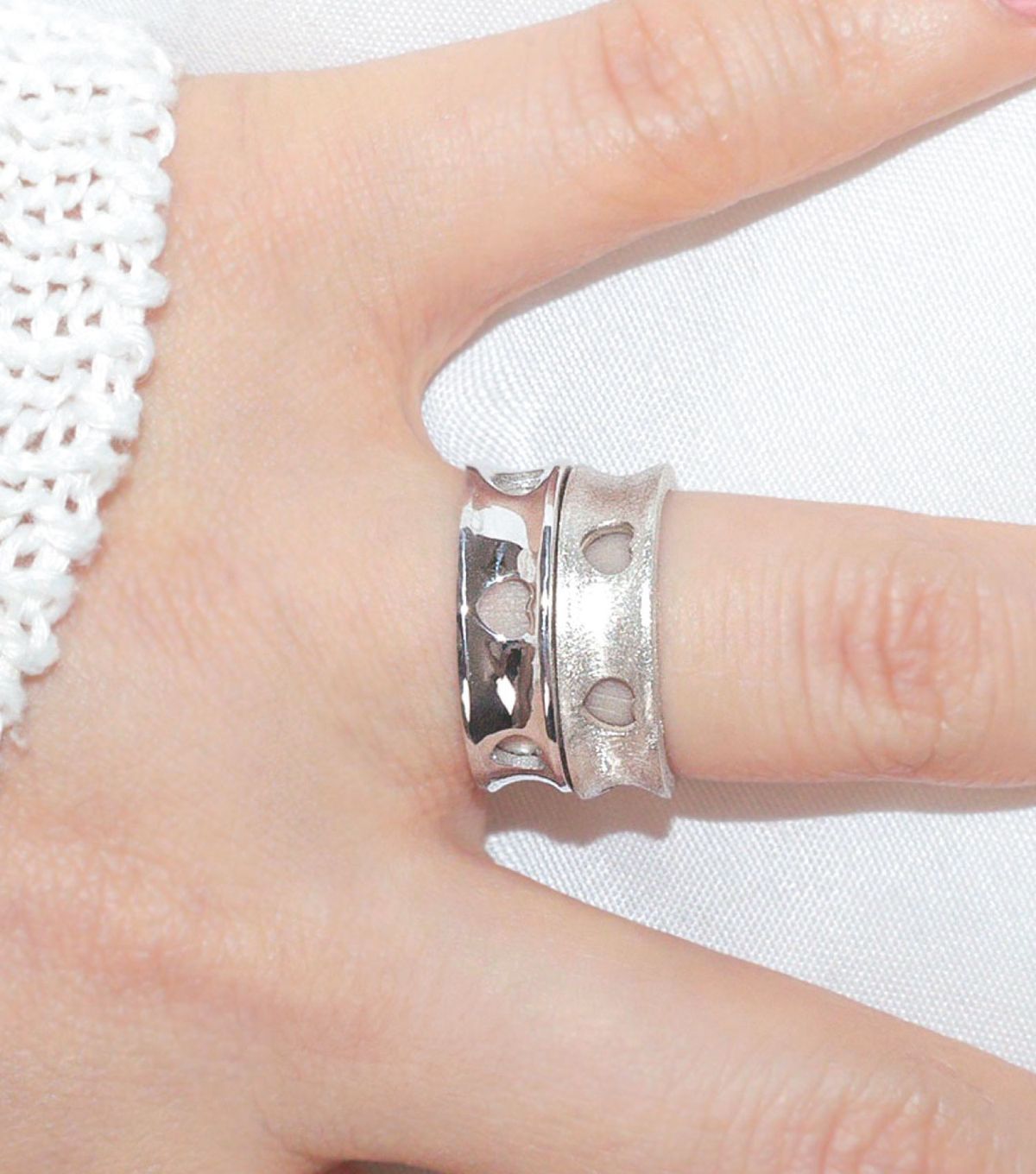로아시(LOASI) heart hole circle ring