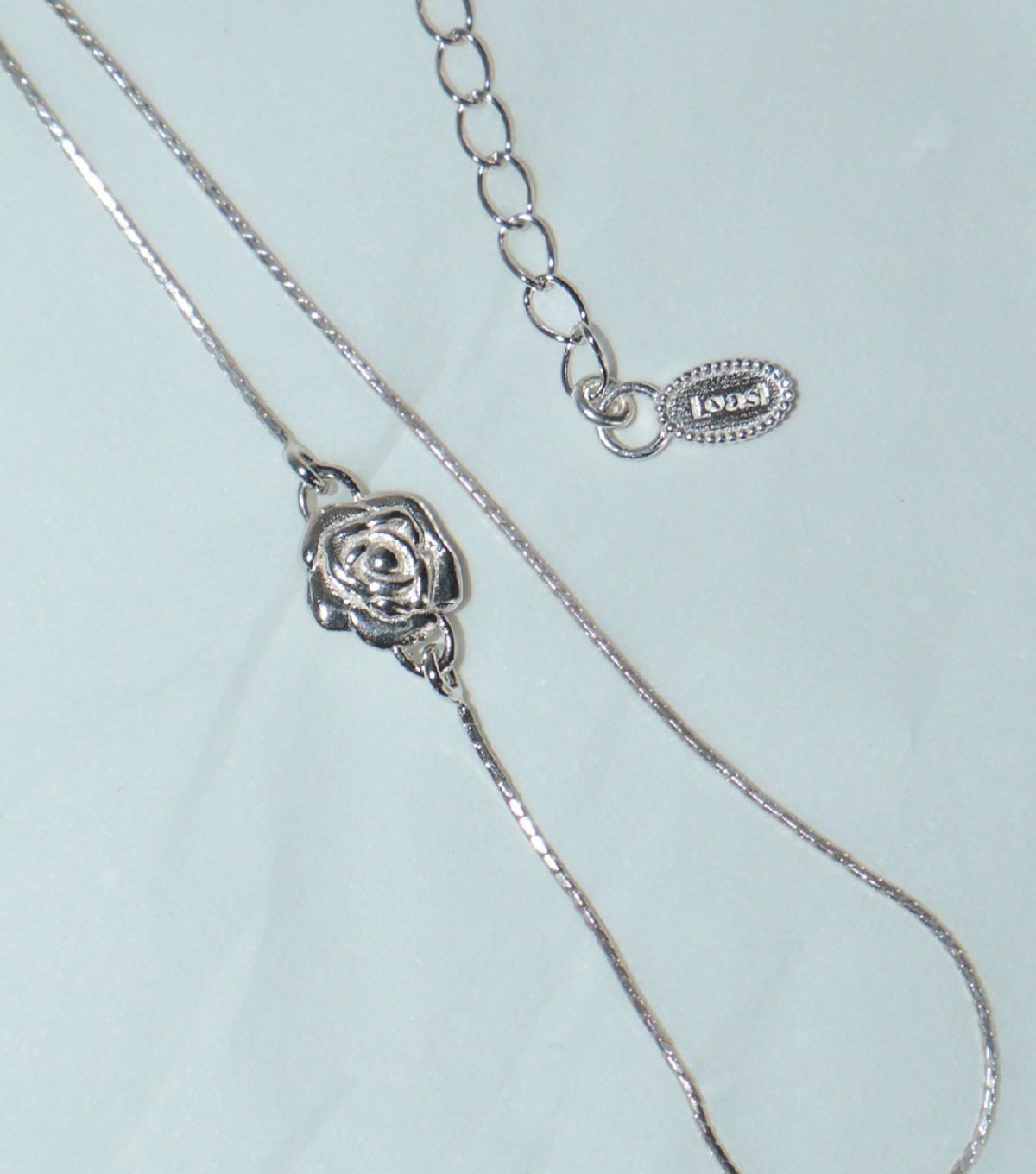 로아시(LOASI) lovely rose. rose chocker necklace