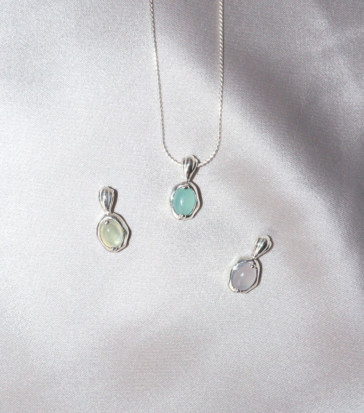 로아시(LOASI) water drop necklace