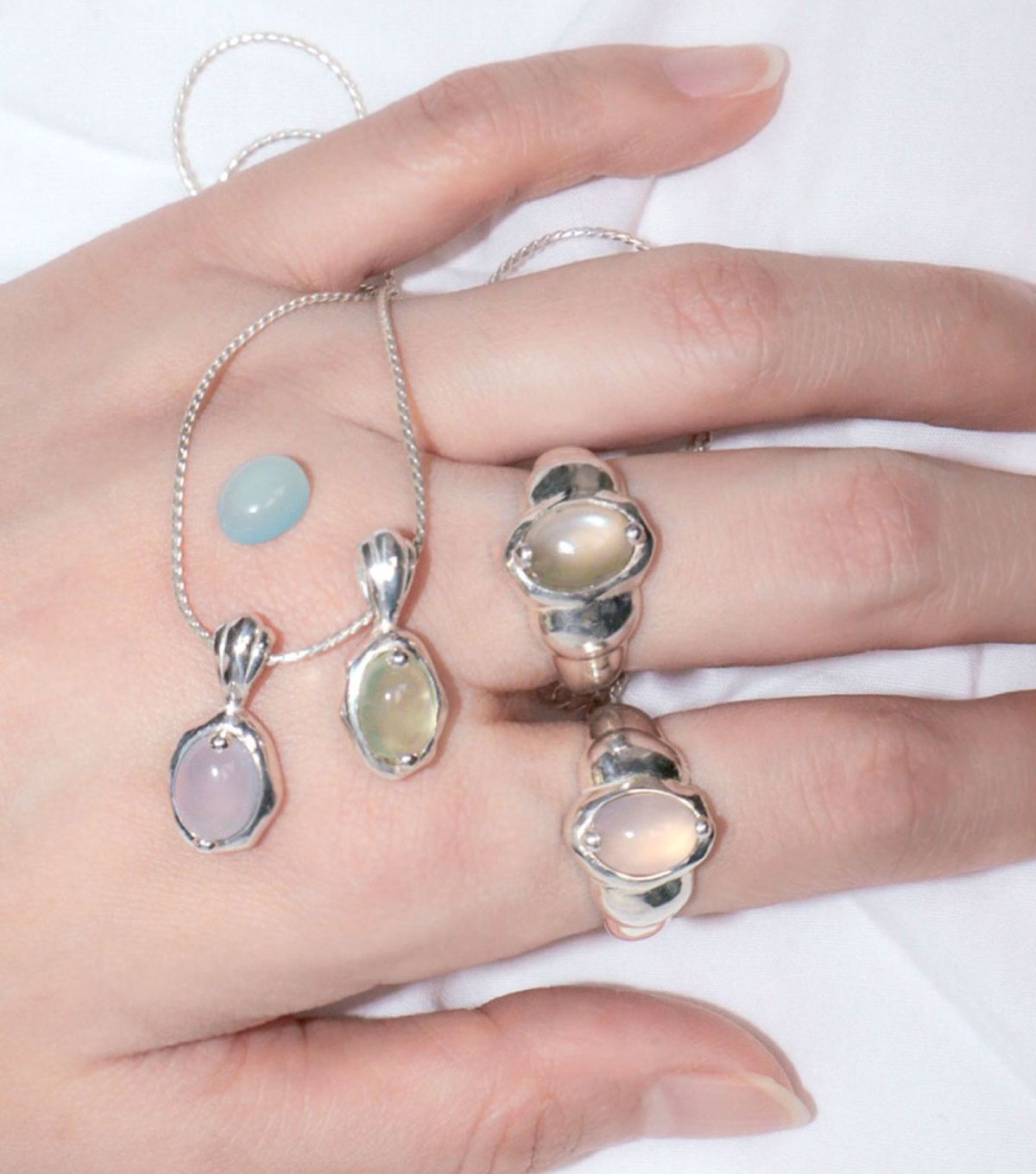로아시(LOASI) water drop necklace