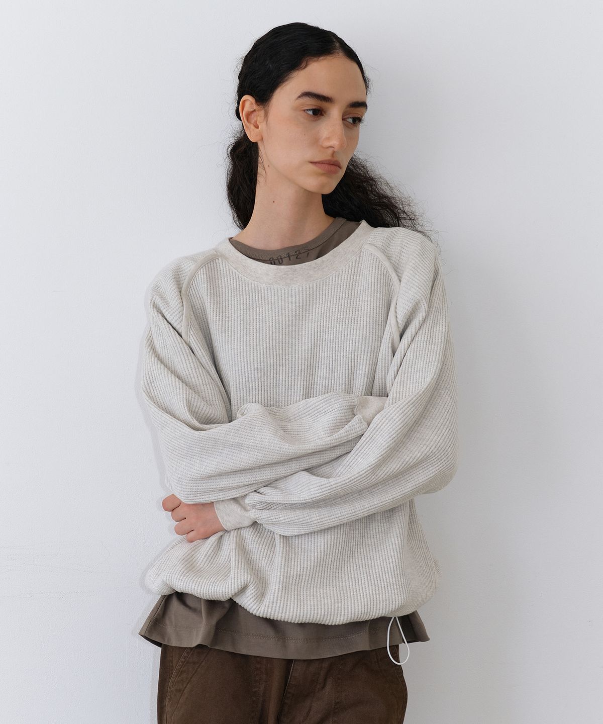 우네씬(UUNE SCENE) Unisex Record No.001 T-Shirt_Khaki