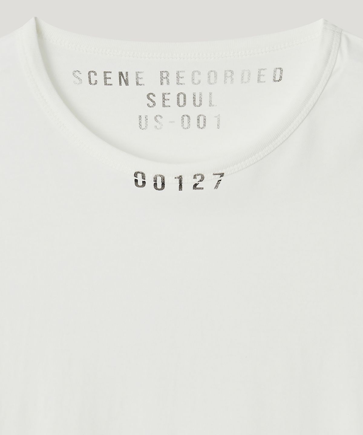 우네씬(UUNE SCENE) Unisex Record No.001 T-Shirt_Ivory