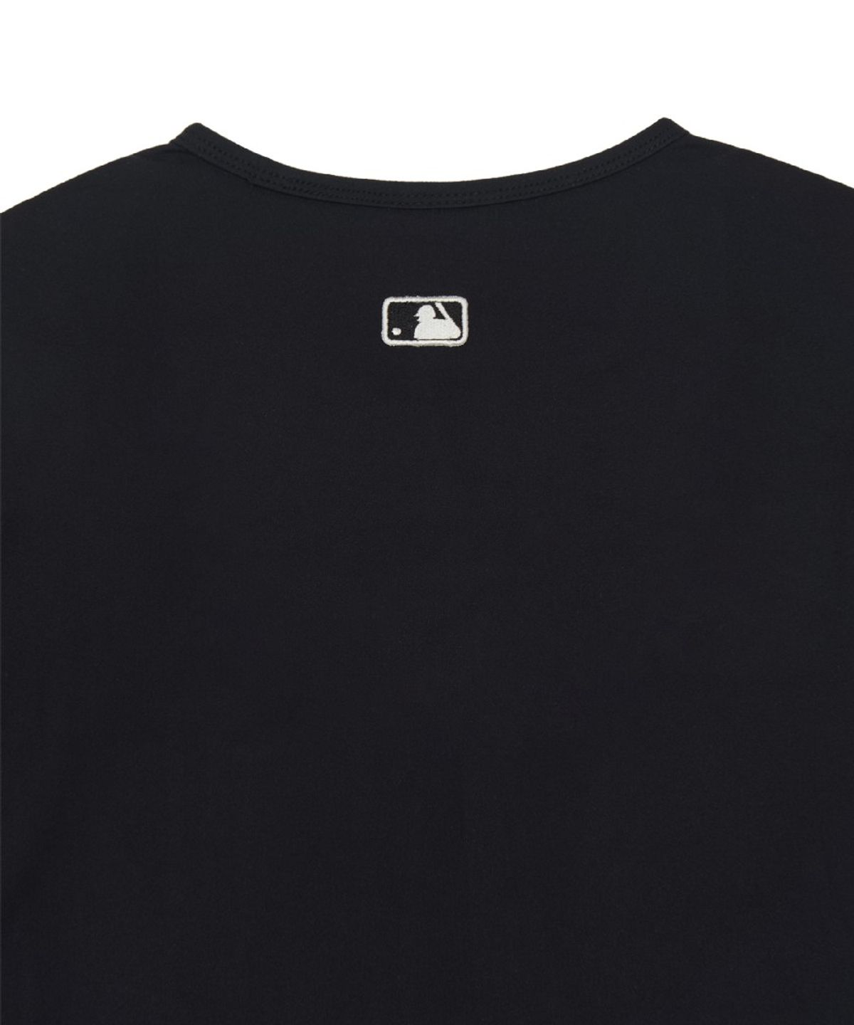 엠엘비(MLB) 여성 베이직 컷아웃 절개 슬림 세미크롭 긴팔 티셔츠 LA (Black)