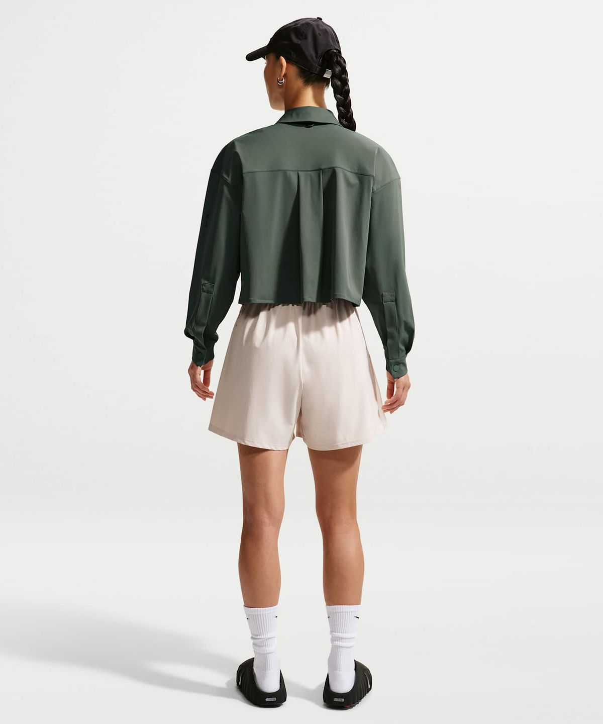 나이키(NIKE) 24.7 퍼펙트스트레치 드라이 핏 크롭 긴소매 탑 W - 카모 그린:아웃도어 그린 / IR8704-303