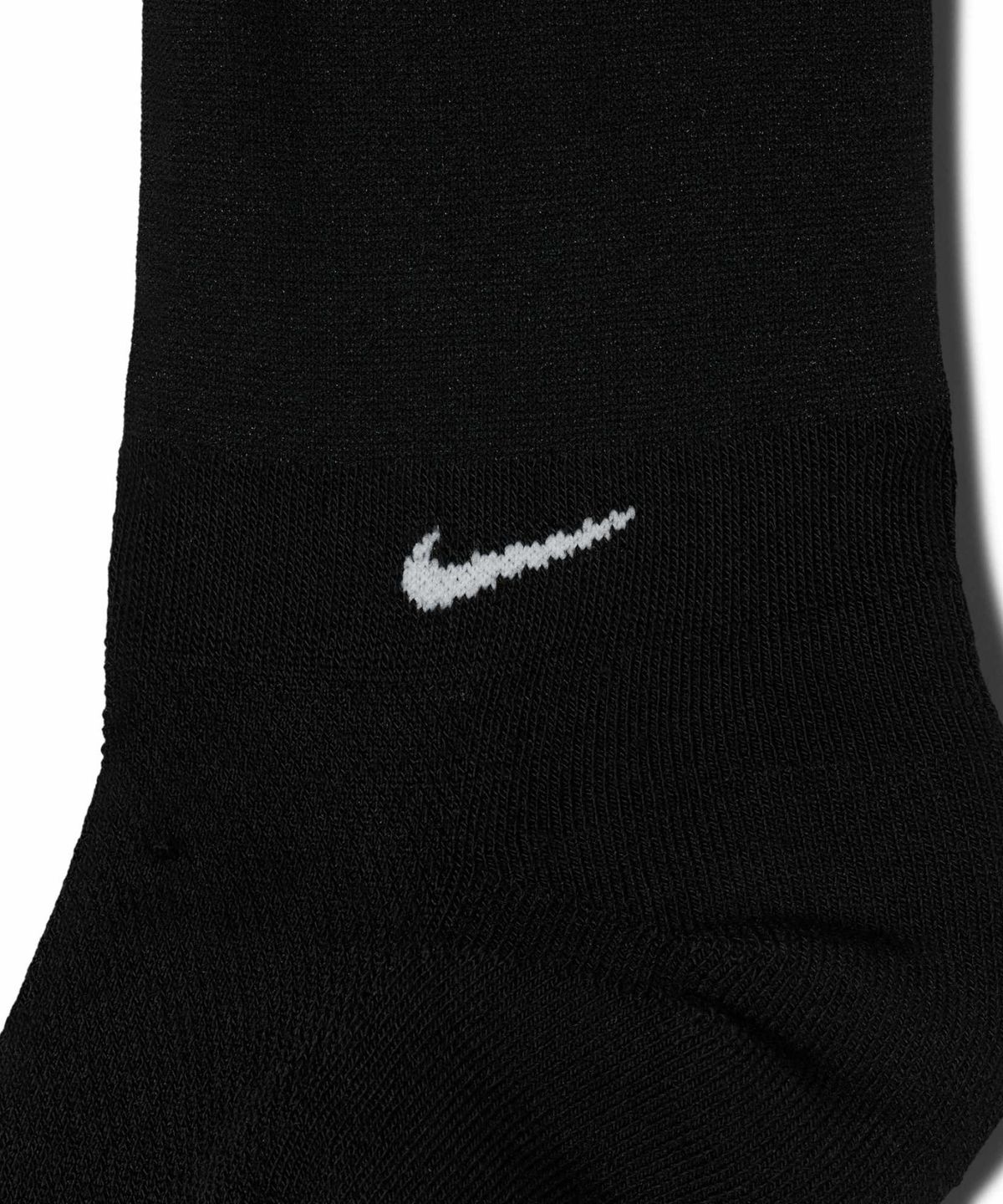나이키(NIKE) 에브리데이 엘리베이티드 오버 더 카프 양말(1켤레) - 블랙:플래티넘 틴트 / IO1846-010