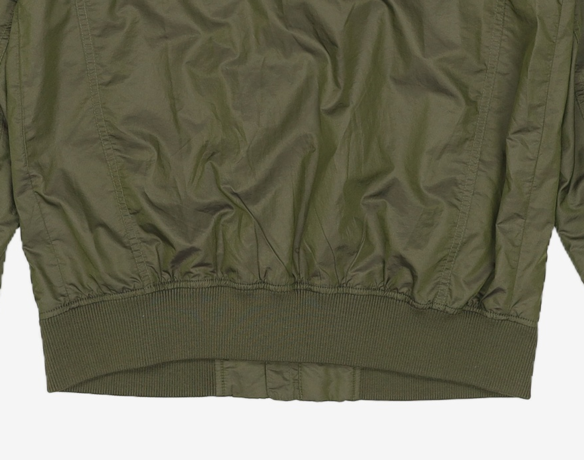 빈폴아웃도어(BEANPOLE OUTDOOR) [빈폴 아웃도어] 카키 남성 라이트 MA-1 재킷 (BO6239D53H) 95