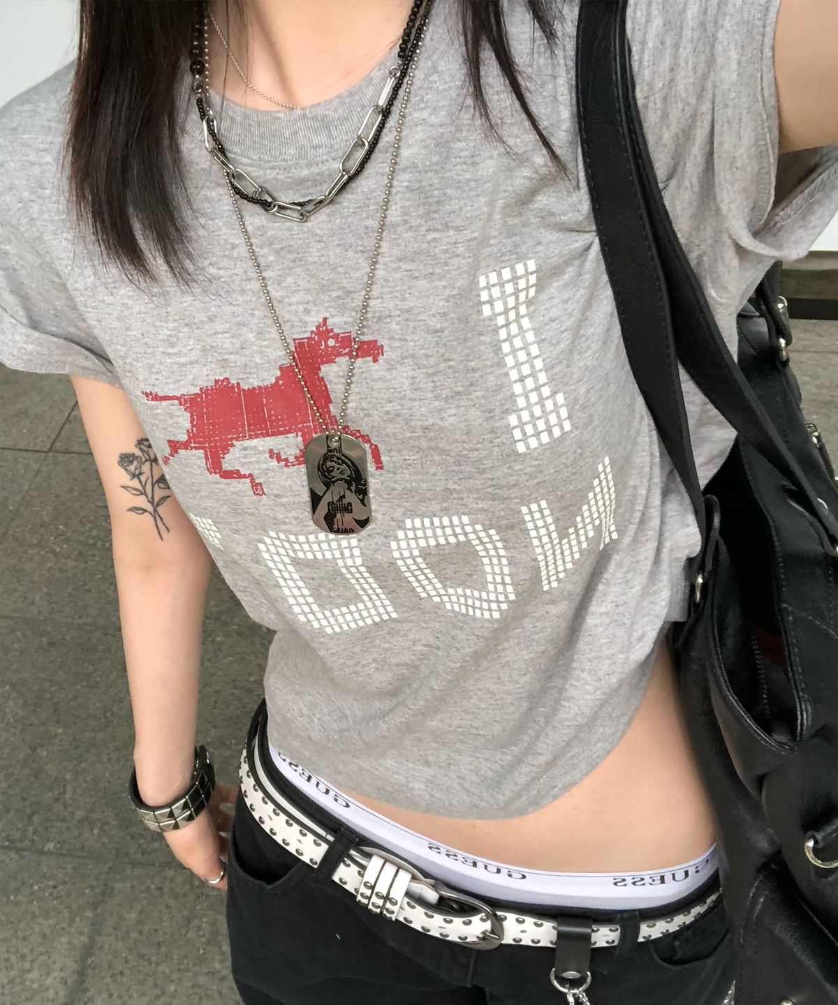 노디(NODI) System Error Horse crop Tee melange gray