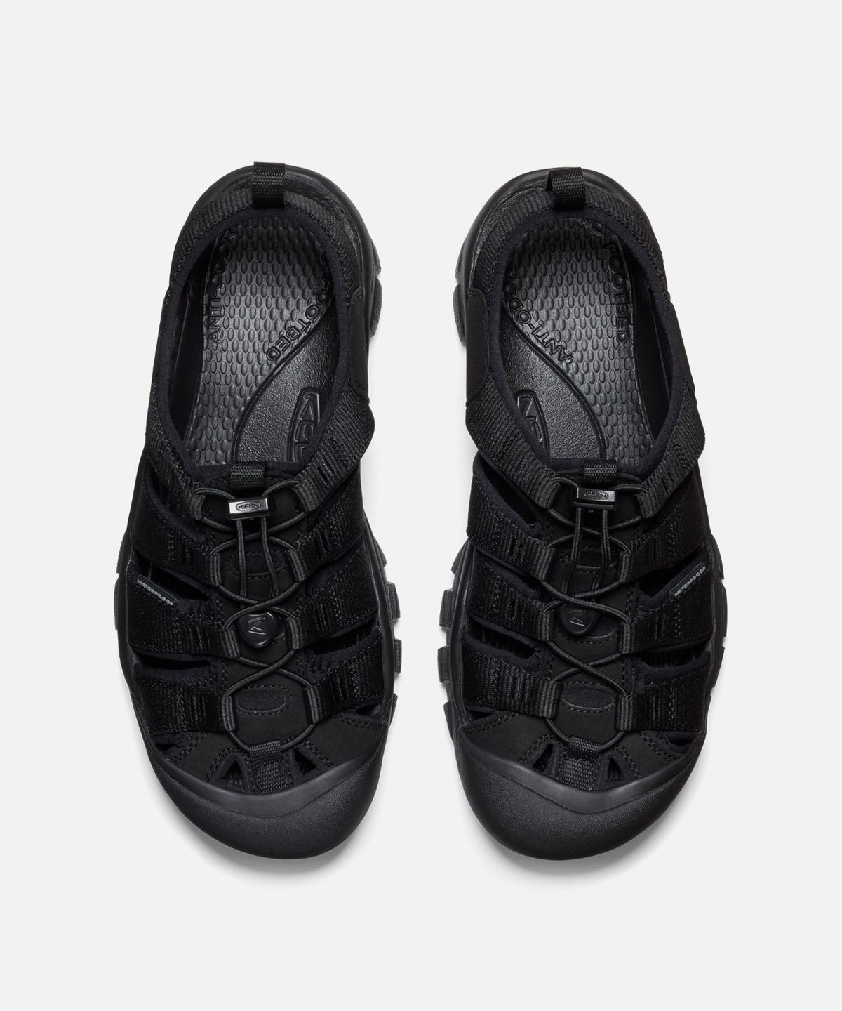 킨(KEEN) 뉴포트 H2 남성 샌들 TRIPLE BLACK