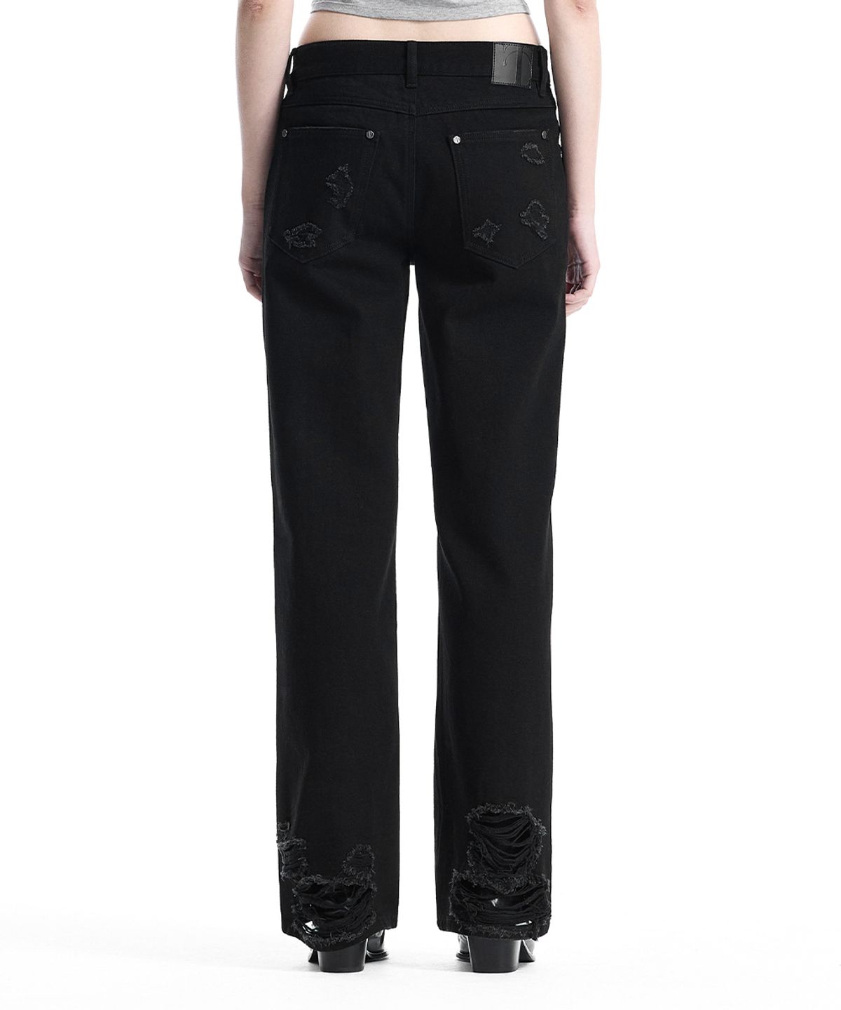 트리밍버드(TREEMINGBIRD) Low-Rise Scratch Damage Slim-Fit Denim [ Black ]
