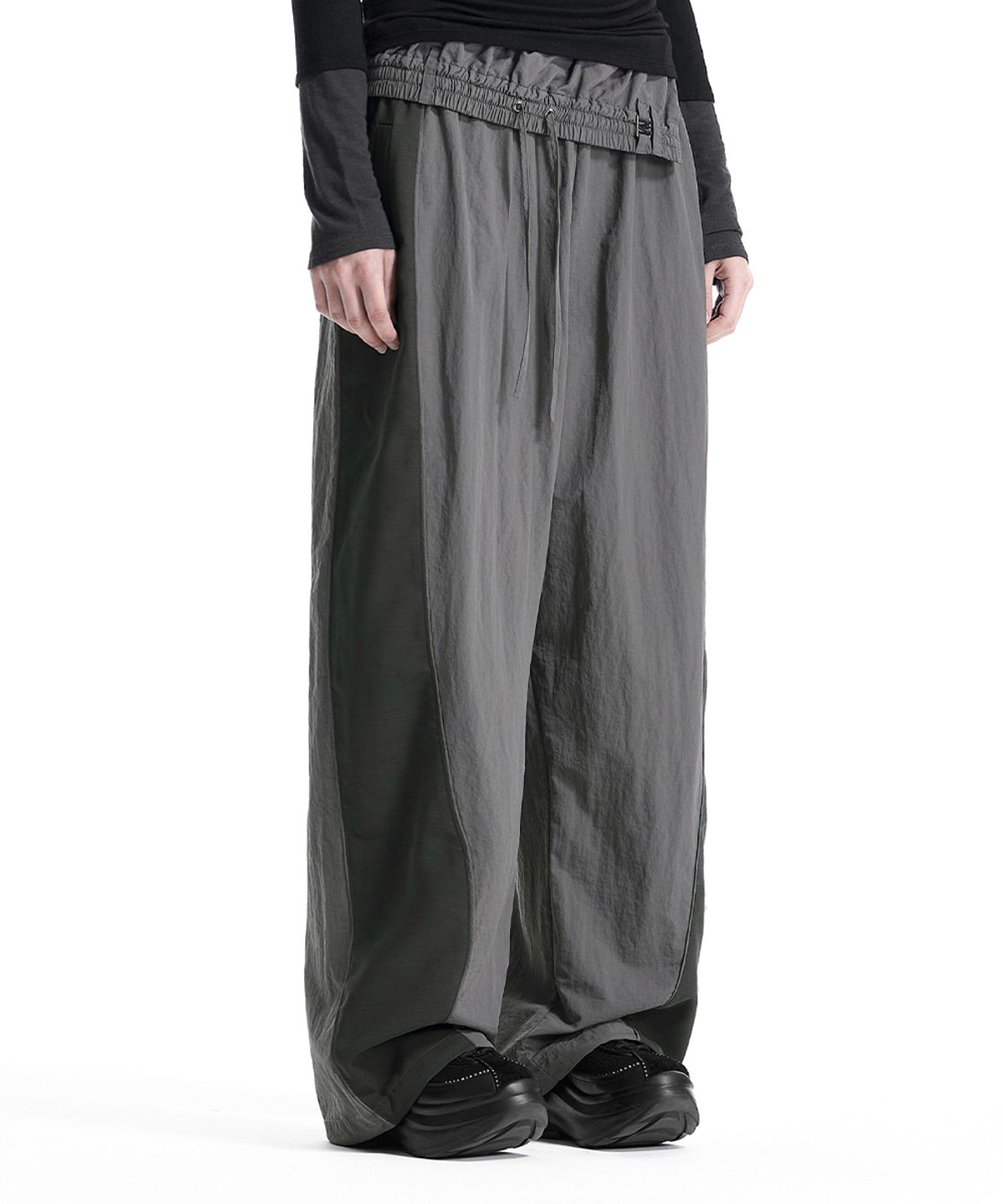 트리밍버드(TREEMINGBIRD) Linear Contrast Track Set-Up Pants [ Gray ]