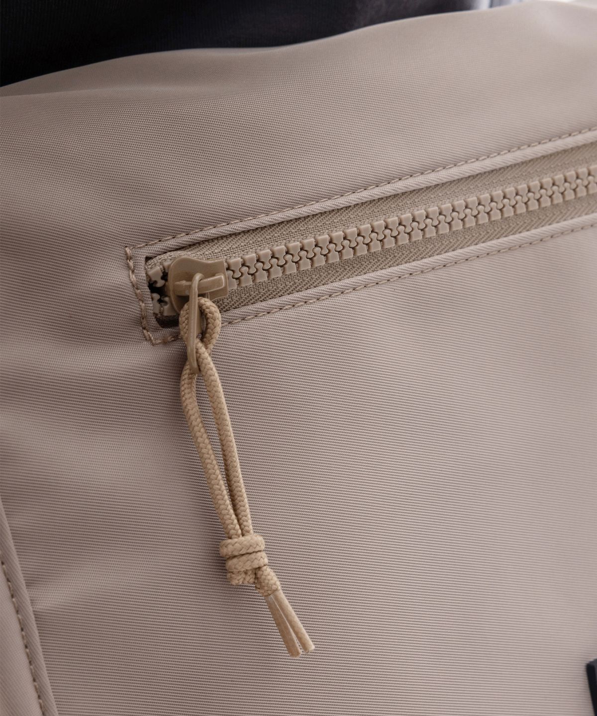 컨버스(CONVERSE) 스타 나일론 메신저 백 빈티지 카고 UA5992-X9V