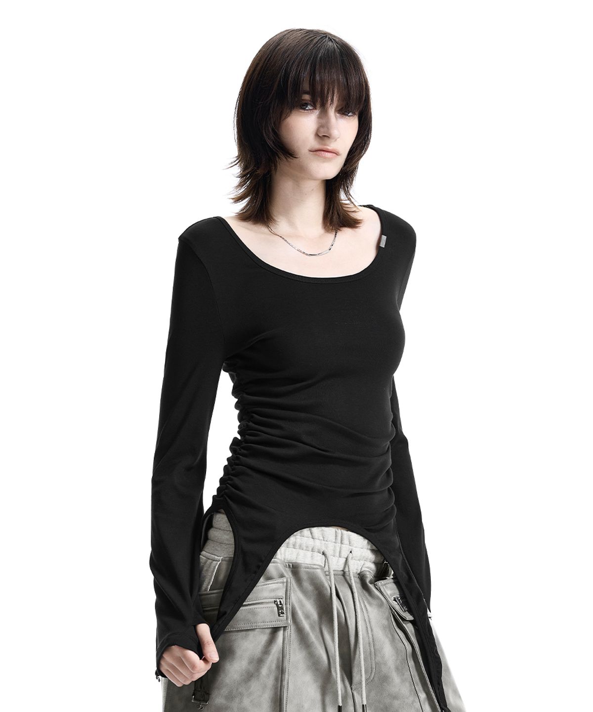 트리밍버드(TREEMINGBIRD) Garter-Hem Long-Sleeve Top [ Black ]