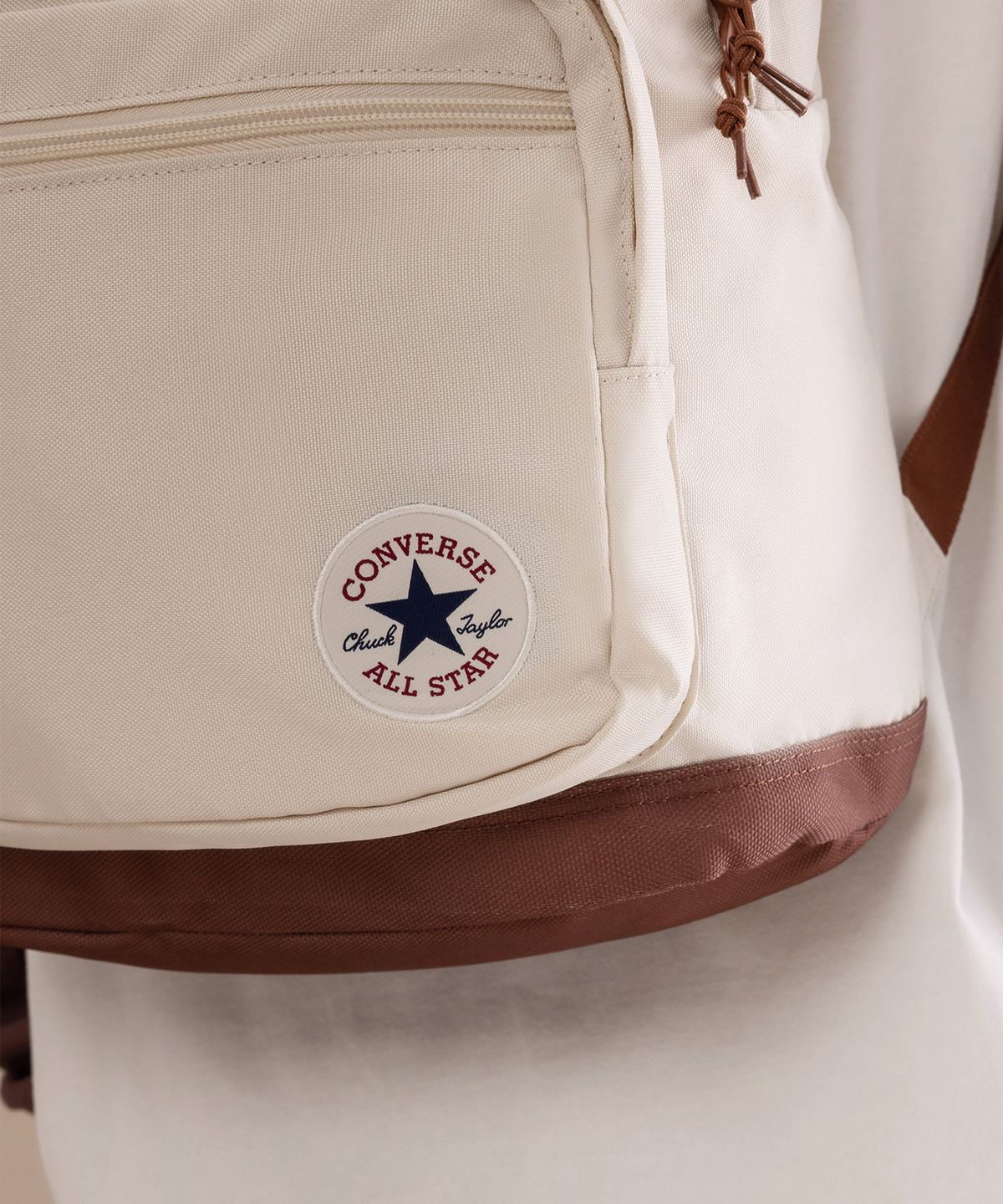 컨버스(CONVERSE) 척 패치 블록 백팩 네추럴 아이보리 UA5994-W0L