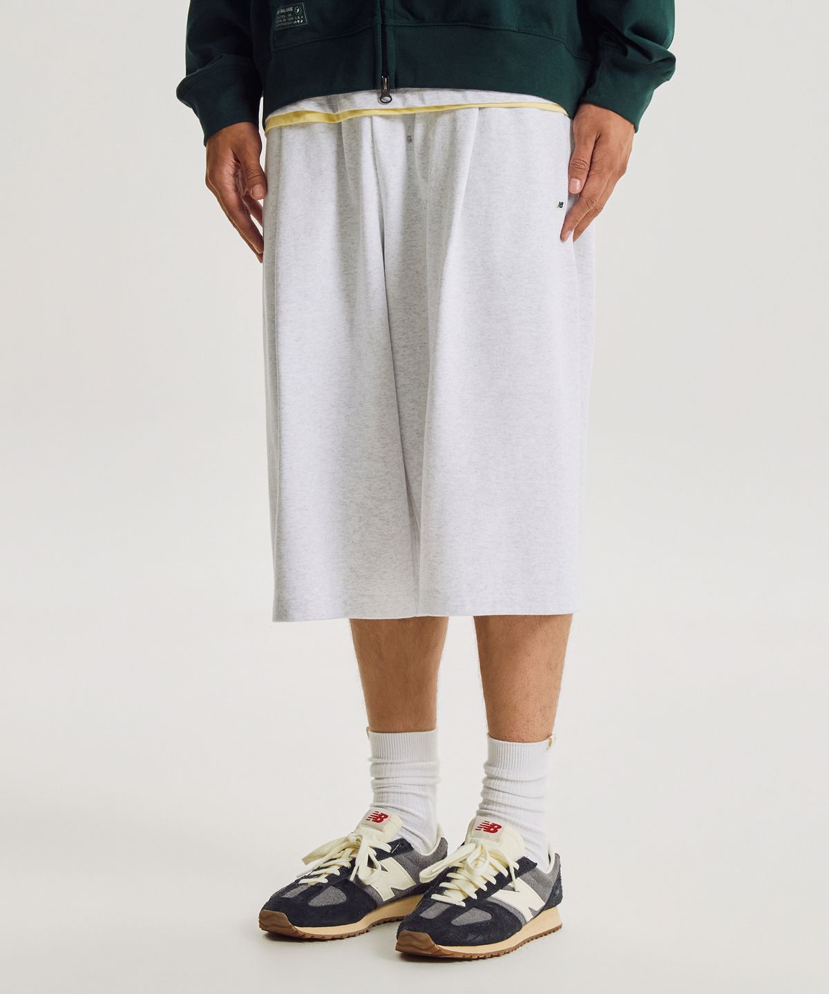 뉴발란스(NEW BALANCE) NBNVG31853 / UNI 모닝레이브 8부 쇼츠 (A/GRAY)