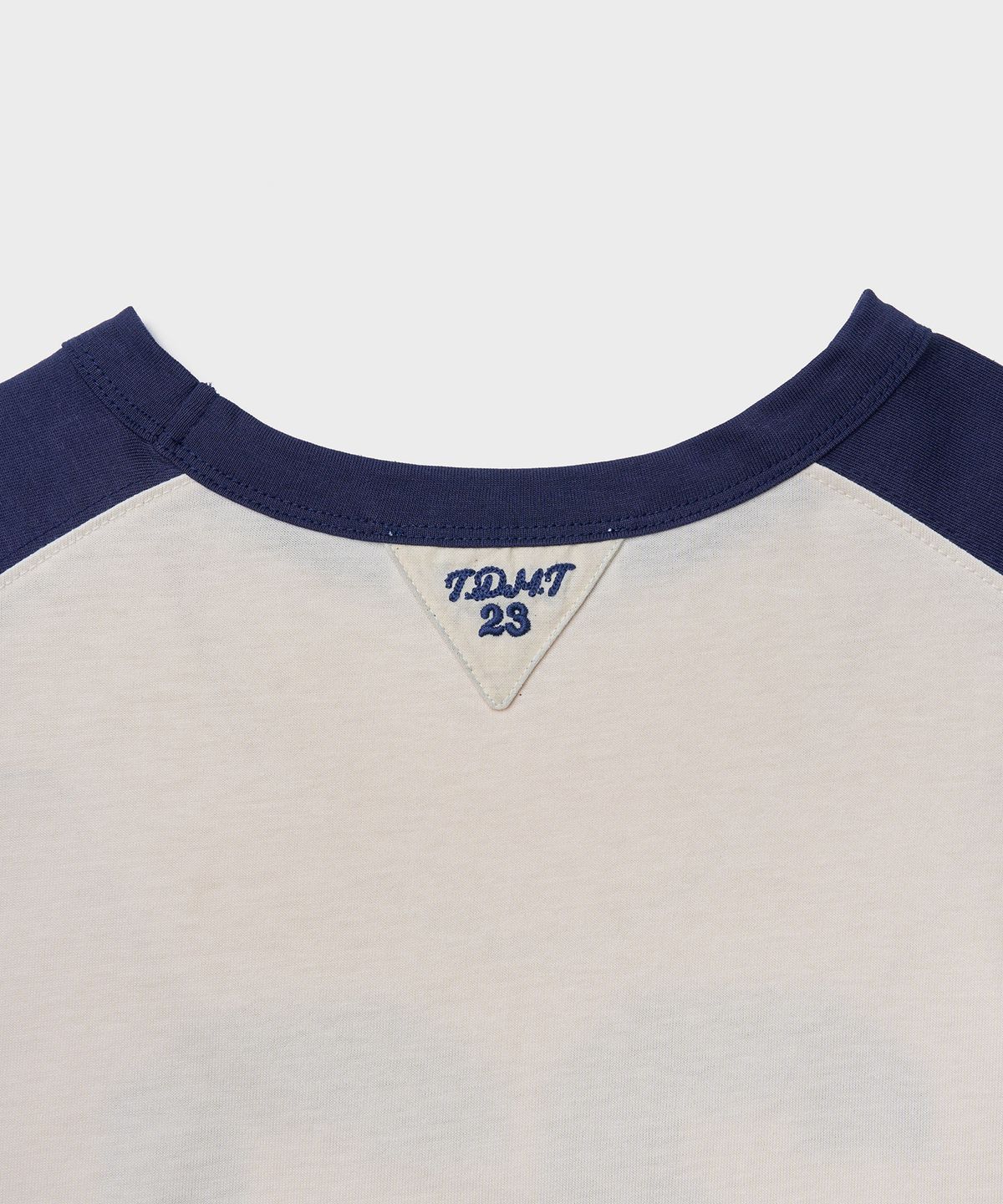 튜드먼트(TTUDEMENT) 50s RAGLAN GRAPHIC T-SHIRT_NAVY