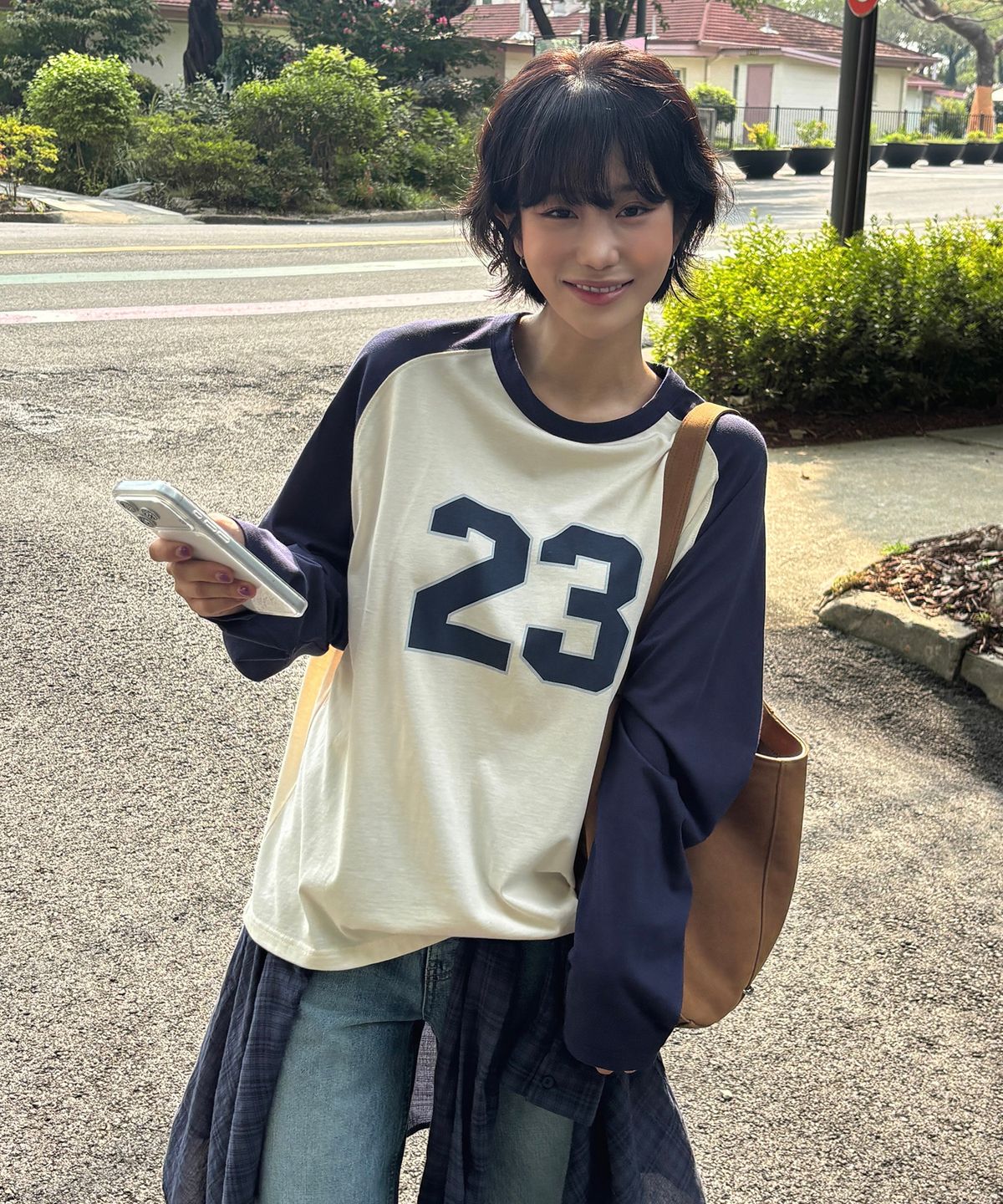 튜드먼트(TTUDEMENT) 50s RAGLAN GRAPHIC T-SHIRT_NAVY