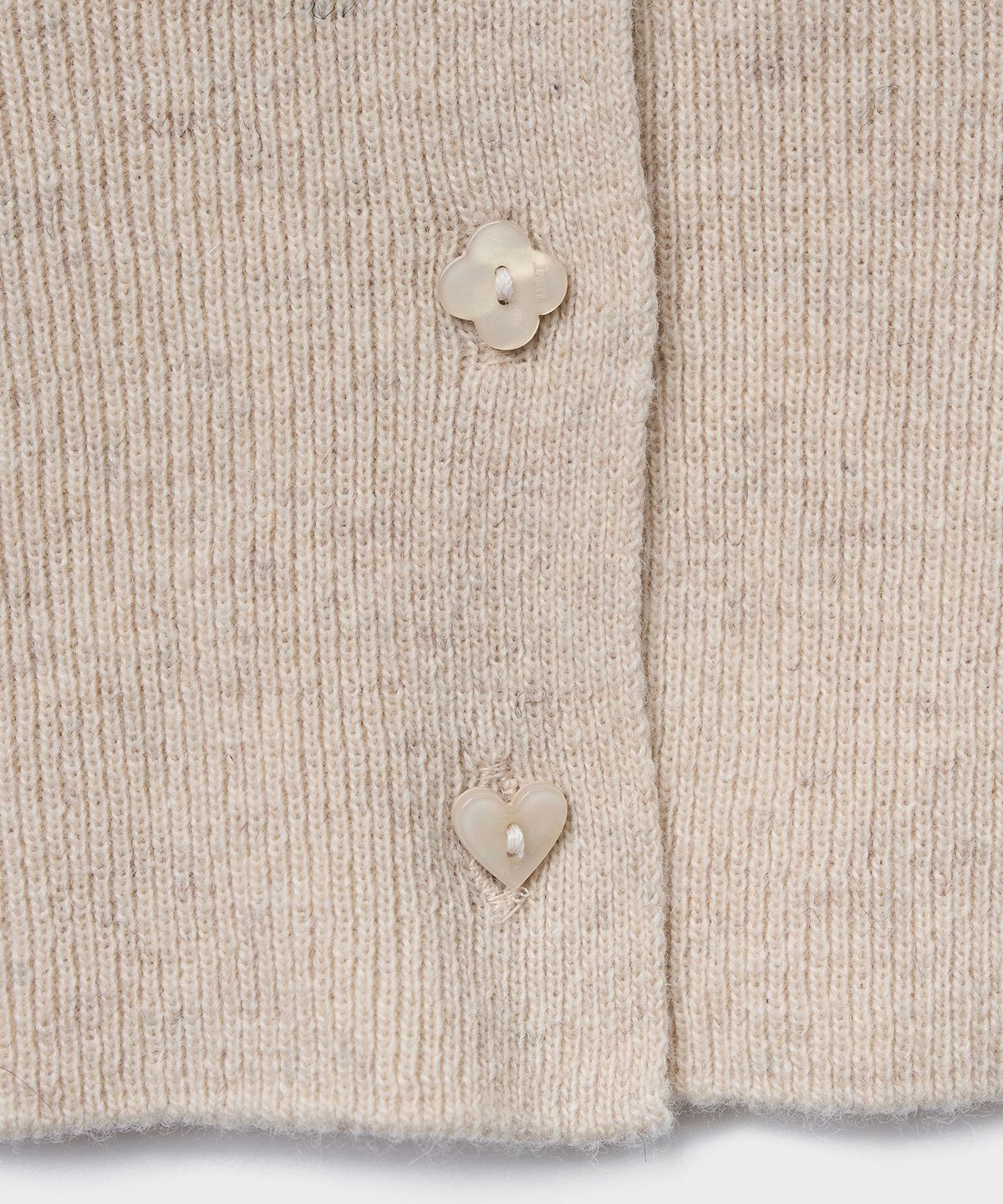 튜드먼트(TTUDEMENT) HIGH-NECK KNIT CARDIGAN_LIGHT BEIGE