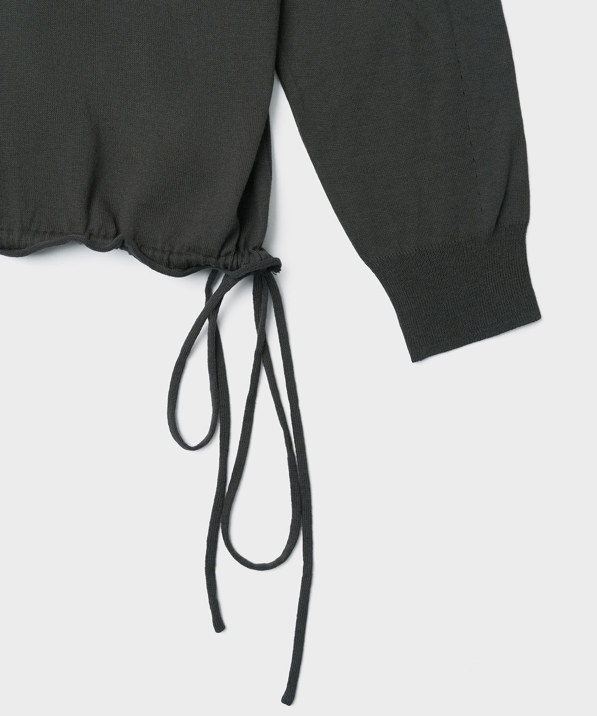 튜드먼트(TTUDEMENT) DEEP V-NECK KNIT PULLOVER_CHARCOAL