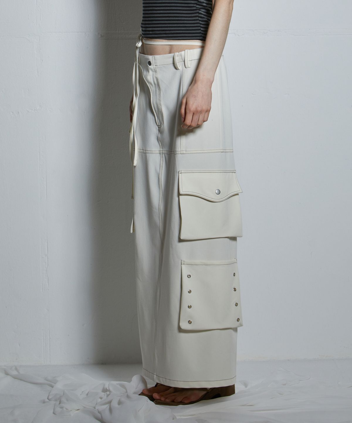 게이트리스(GATELESS) WORK SKIRT