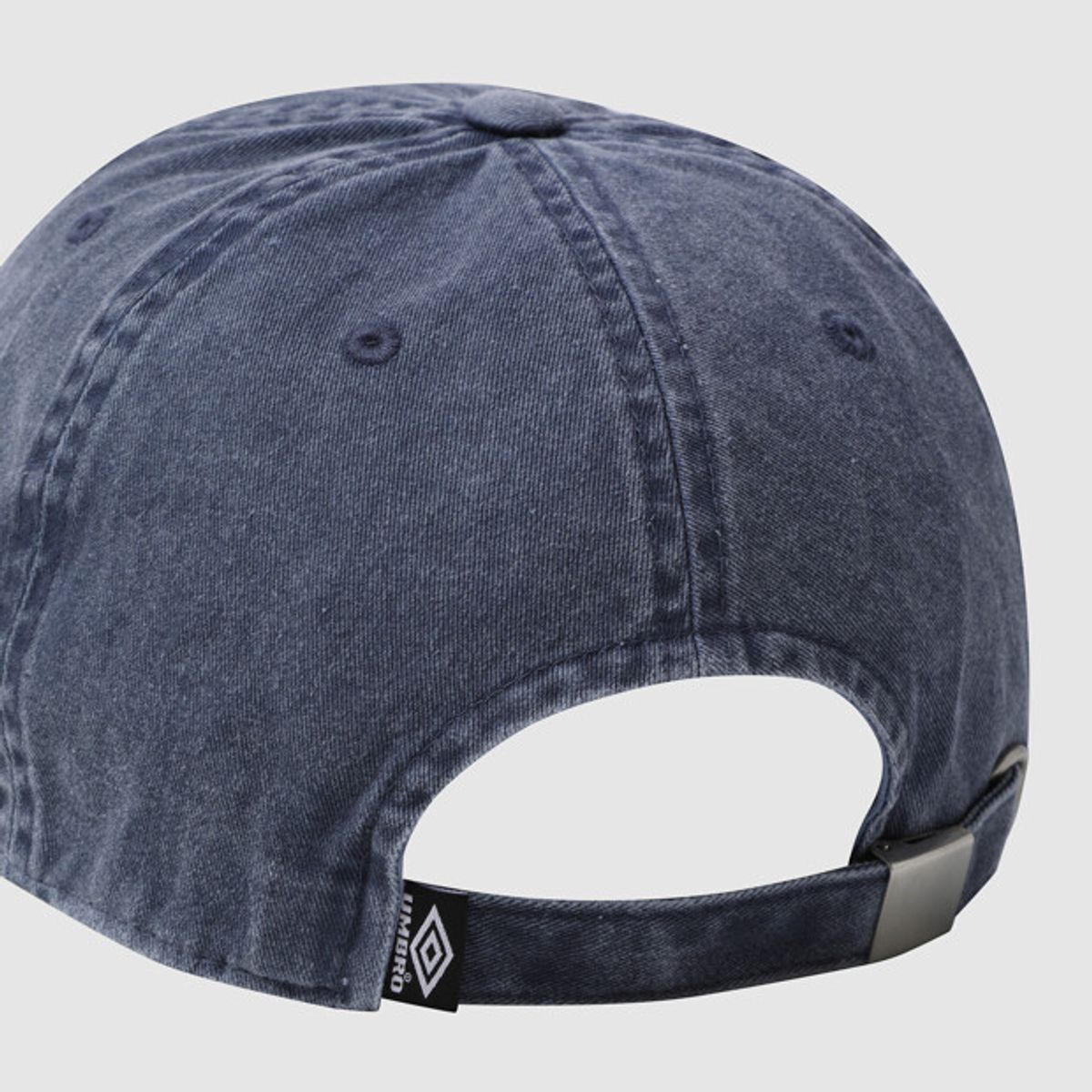 엄브로(UMBRO) 에센셜 데미지 워싱 볼캡 블루 UR323CCP94