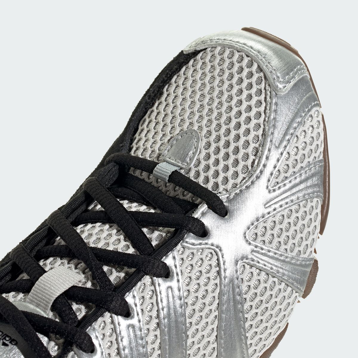 아디다스(ADIDAS) 고스트 스프린트 HQ7638