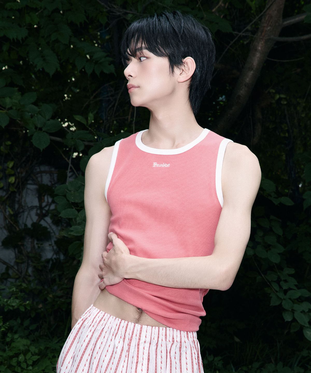 드렁크텍스트(DRUNKTXT) [Drunktxt X Khaki Studio] Layered Two-Tone Tank Top [White/Indian Red]