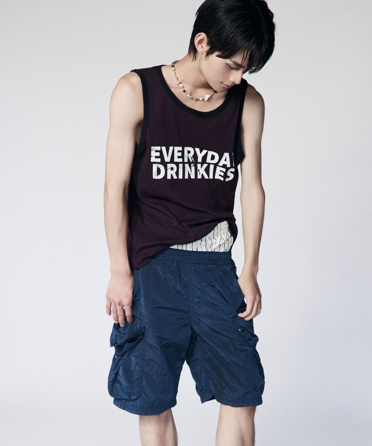 드렁크텍스트(DRUNKTXT) [Drunktxt X Khaki Studio] Drinkies Stripe Tank Top [Brick Red]