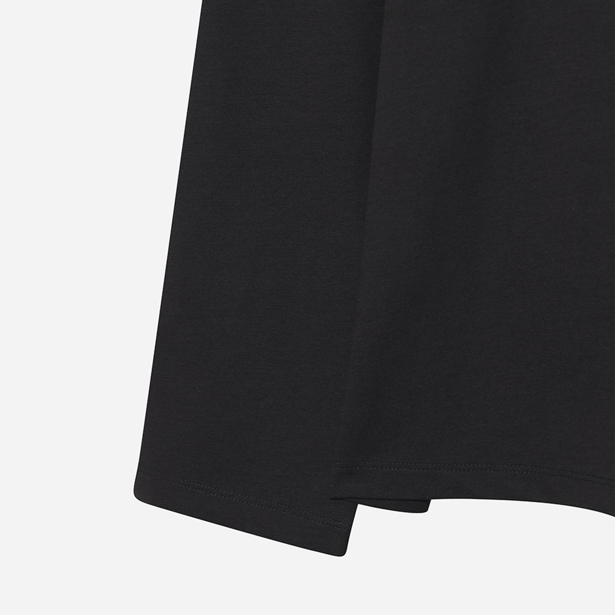 디오디(DOD) 레터링 그래픽 긴팔티셔츠(BLACK)