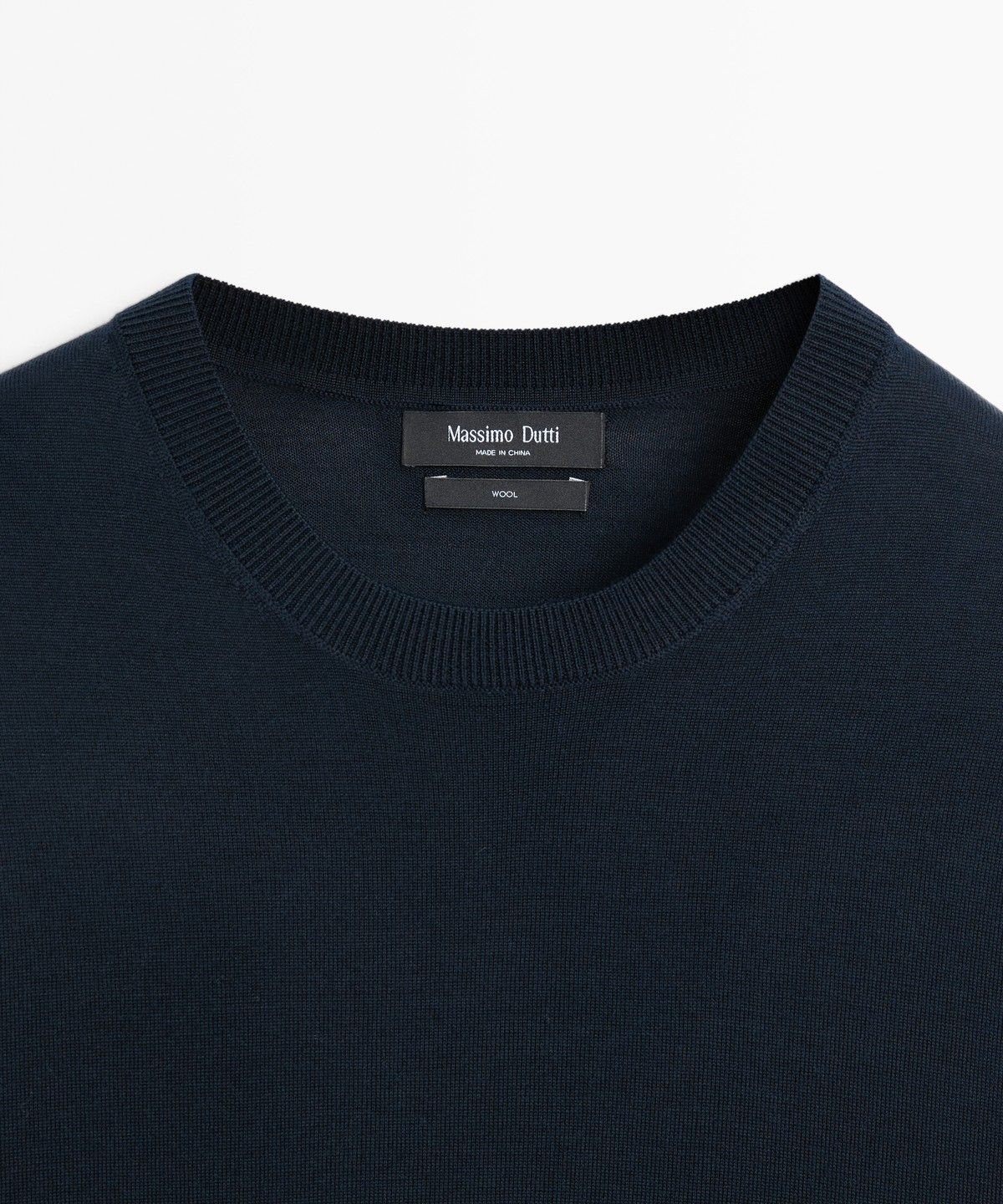 마시모두띠(MASSIMO DUTTI) 100% 메리노 울 라운드넥 니트 스웨터