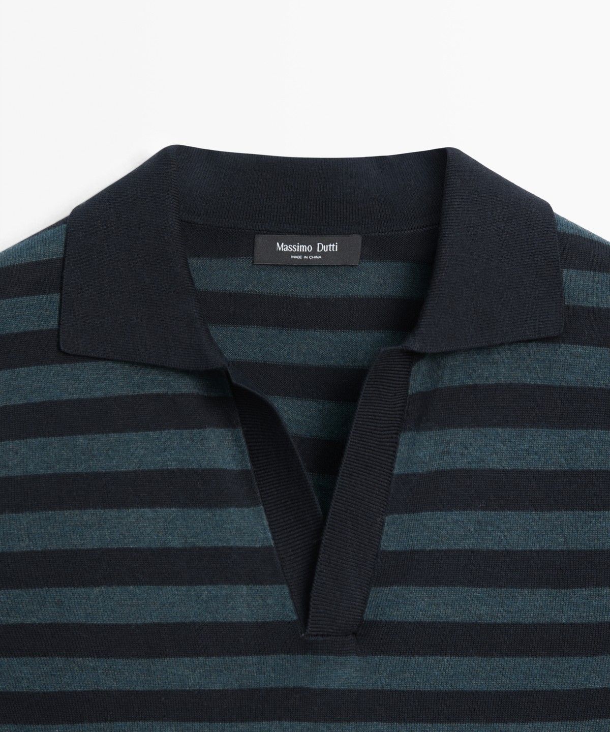 마시모두띠(MASSIMO DUTTI) 스트라이프 배색 니트 폴로 스웨터
